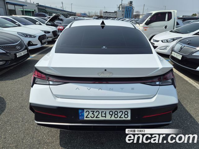Hyundai Avante Hybrid (CN7) Inspiration 2024 — фото 4