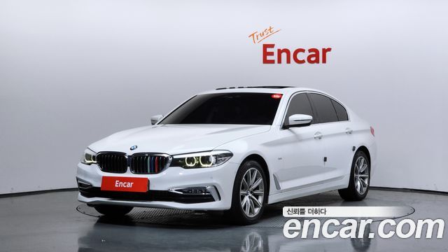 BMW 5 Series (G30) 520i Luxury 2018 — фото 1