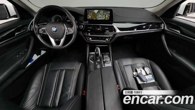 BMW 5 Series (G30) 520i Luxury 2018 — фото 7