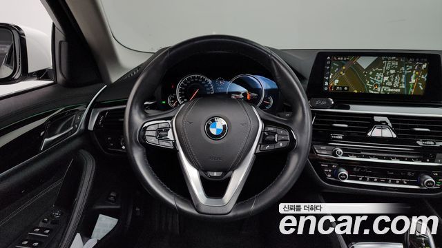 BMW 5 Series (G30) 520i Luxury 2018 — фото 18