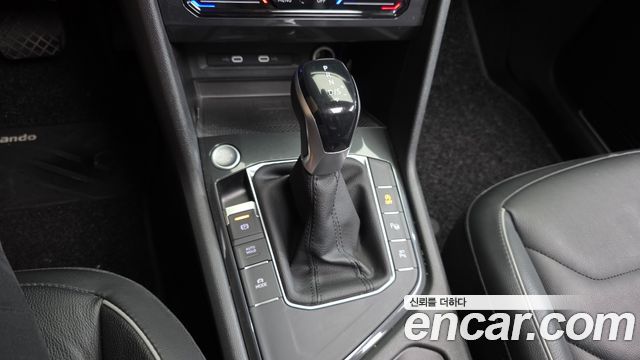 Volkswagen Tiguan (II) 2.0 TDI Prestige 2023 — фото 9