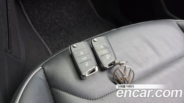 Volkswagen Tiguan (II) 2.0 TDI Prestige 2023 — фото 18