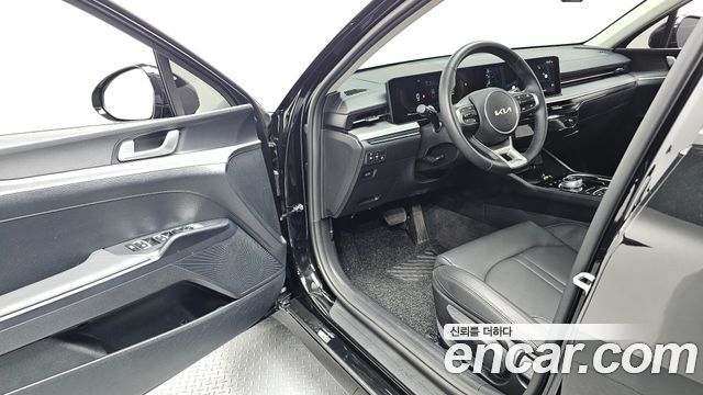 Kia K5 (III) 2.0 Prestige 2025 — фото 10
