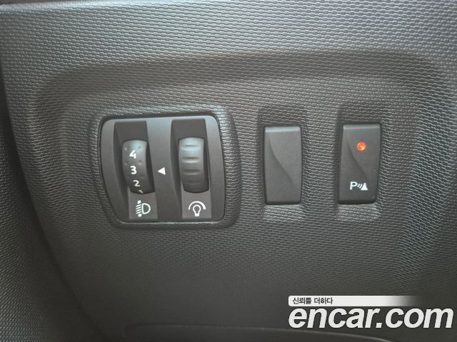 Renault Korea QM3 RE Signature 2015 — фото 17