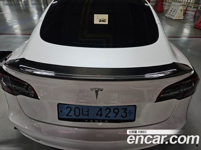 Tesla Model 3 Long Range AWD 2022 — фото 17