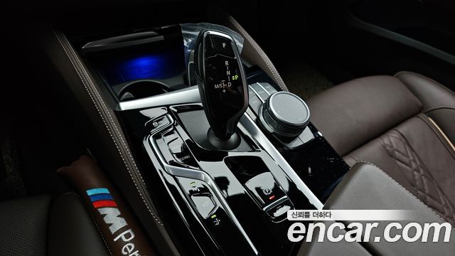 BMW 6 Series GT (G32) 630i xDrive M Sport 2021 — фото 9
