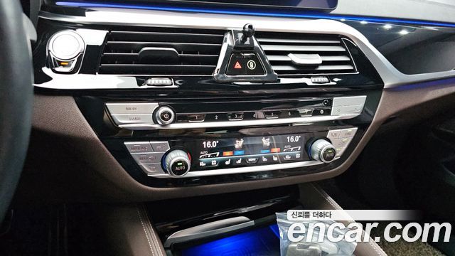 BMW 6 Series GT (G32) 630i xDrive M Sport 2021 — фото 18
