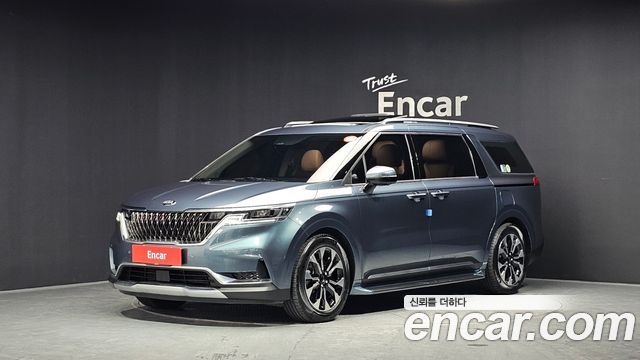 Kia Carnival (IV) Gasoline 7-Seater Signature