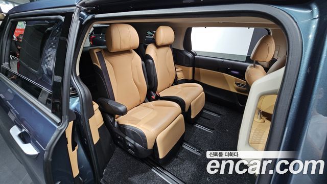 Kia Carnival (IV) Gasoline 7-Seater Signature 2021 — фото 11