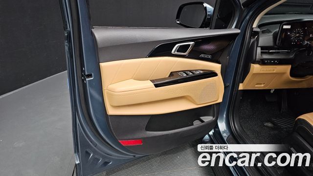 Kia Carnival (IV) Gasoline 7-Seater Signature 2021 — фото 24