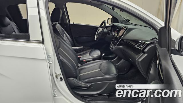 Chevrolet Spark Premier 2022 — фото 26