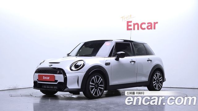 MINI Cooper S 5Door Classic Third Generation