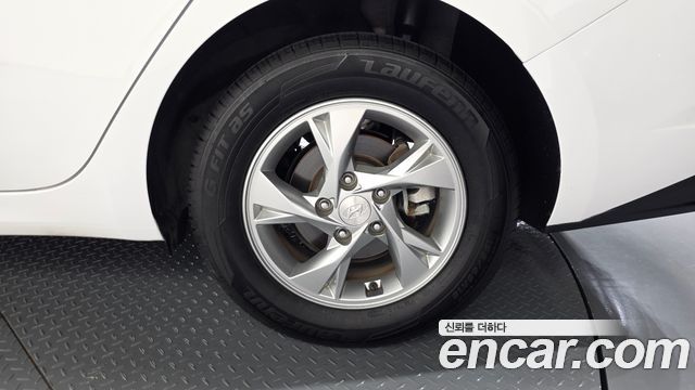 Hyundai Avante (CN7) 1.6 Smart 2021 — фото 21
