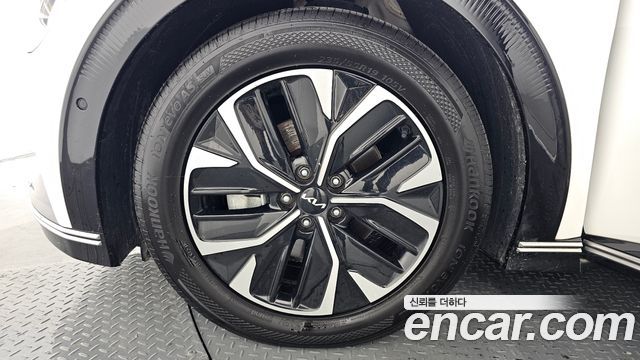Kia EV6 Long Range Earth 2022 — фото 5