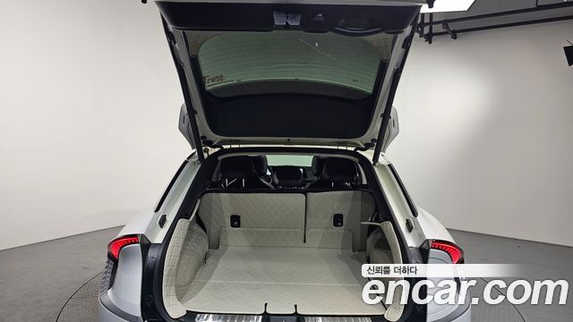 Kia EV6 Long Range Earth 2022 — фото 21
