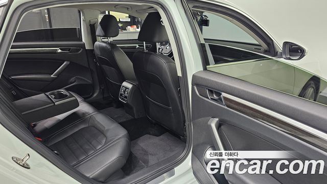 Volkswagen Passat 2.0 TSI B7 2018 — фото 11