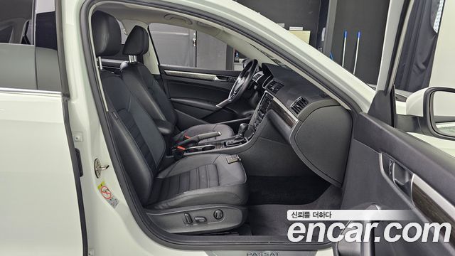 Volkswagen Passat 2.0 TSI B7 2018 — фото 12