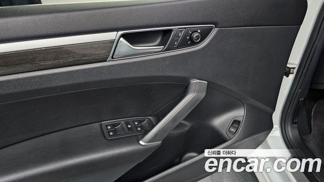 Volkswagen Passat 2.0 TSI B7 2018 — фото 13