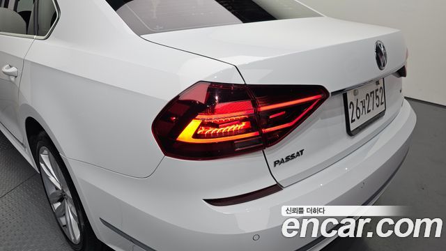 Volkswagen Passat 2.0 TSI B7 2018 — фото 23