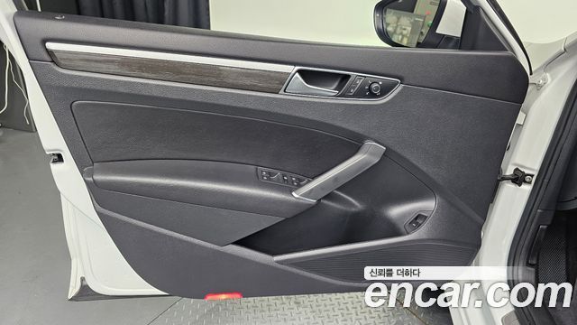 Volkswagen Passat 2.0 TSI B7 2018 — фото 24