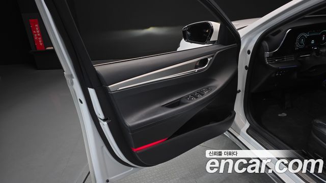 Hyundai Grandeur (IG) 2.5 Premium Choice 2021 — фото 24