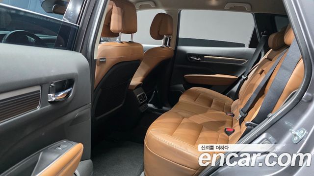 Renault Korea QM6 2.0 LPe RE Signature 2WD 2023 — фото 12