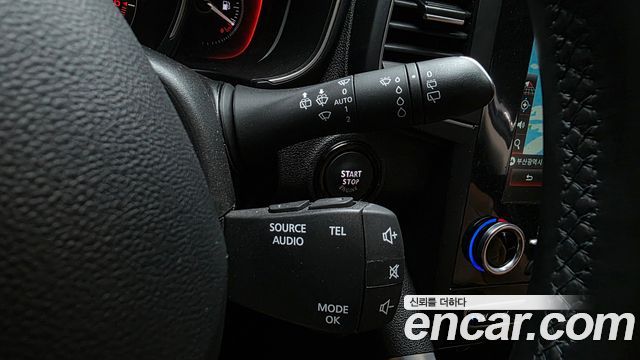 Renault Korea QM6 2.0 LPe RE Signature 2WD 2023 — фото 16