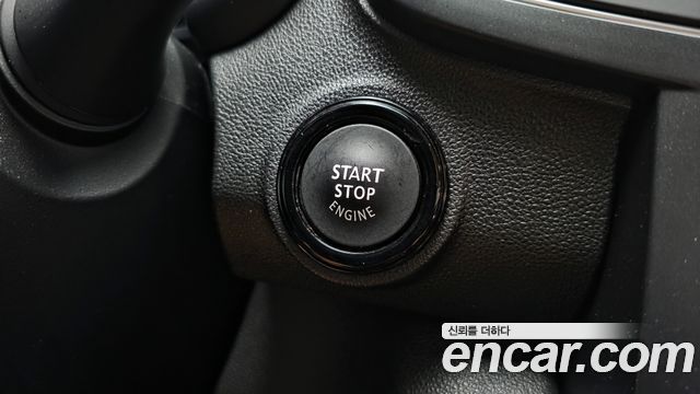 Renault Korea QM6 2.0 LPe RE Signature 2WD 2023 — фото 19