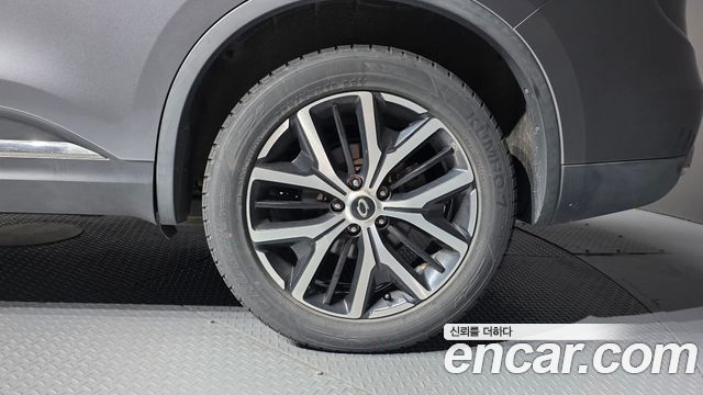 Renault Korea QM6 2.0 LPe RE Signature 2WD 2023 — фото 21