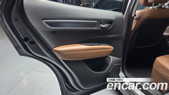 Renault Korea QM6 2.0 LPe RE Signature 2WD 2023 — фото 25