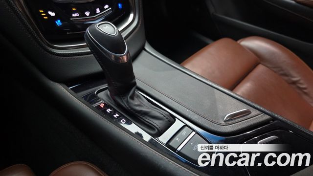 Cadillac CTS (III) 2.0 Premium Plus 2015 — фото 9