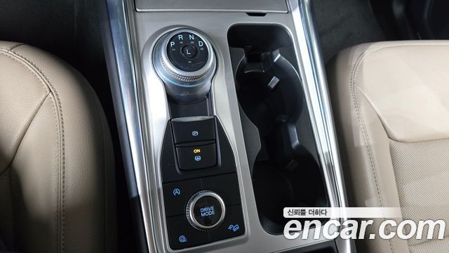 Ford Explorer (VI) 2.3 LimIted 4WD 2023 — фото 9