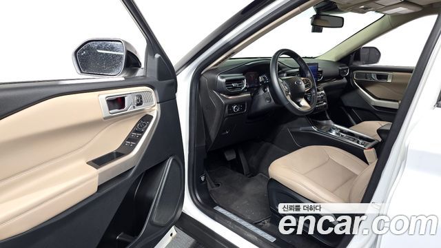 Ford Explorer (VI) 2.3 LimIted 4WD 2023 — фото 10
