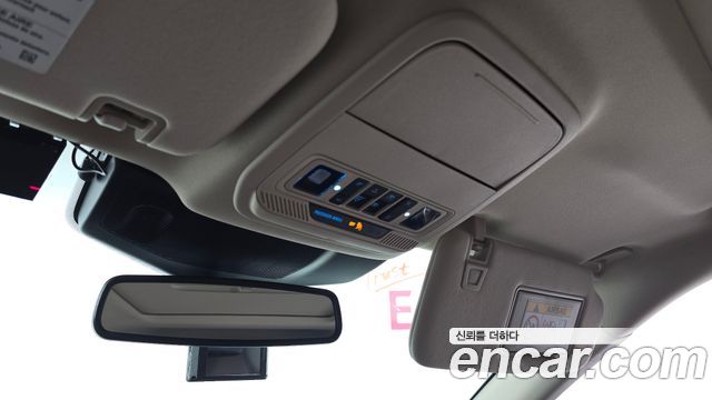 Ford Explorer (VI) 2.3 LimIted 4WD 2023 — фото 20