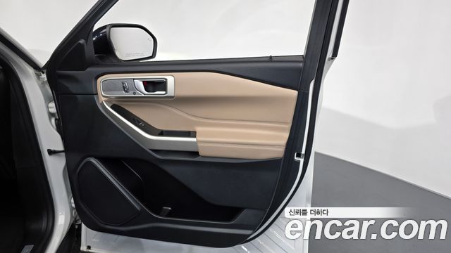 Ford Explorer (VI) 2.3 LimIted 4WD 2023 — фото 24