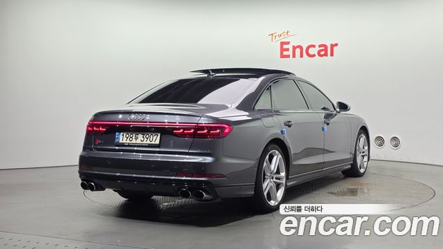 Audi S8 (D5) 4.0 TFSI Quattro LWB 2021 — фото 2