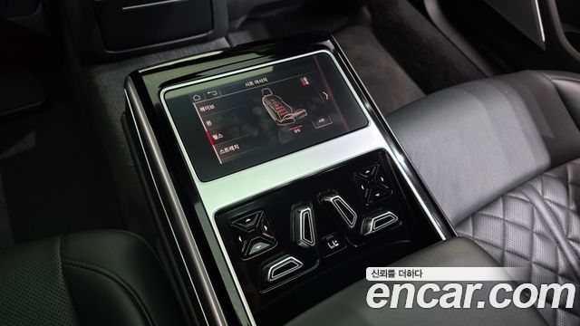 Audi S8 (D5) 4.0 TFSI Quattro LWB 2021 — фото 18