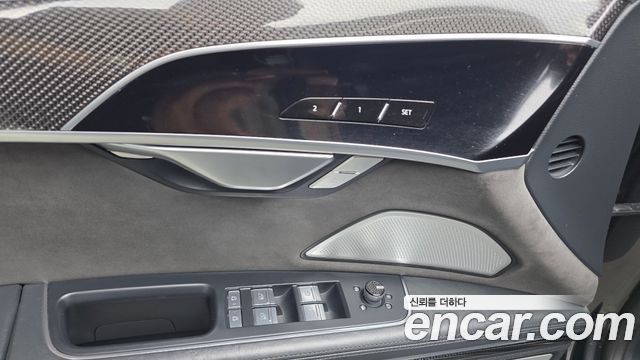 Audi S8 (D5) 4.0 TFSI Quattro LWB 2021 — фото 28