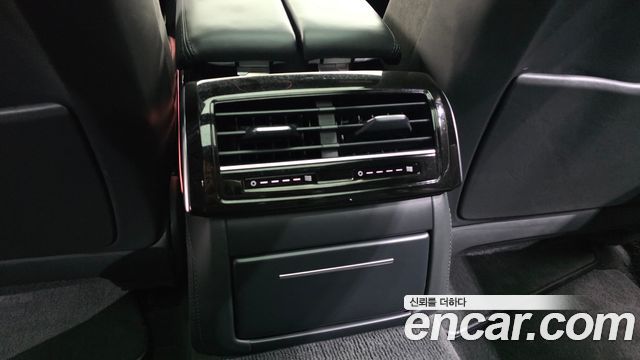 Audi S8 (D5) 4.0 TFSI Quattro LWB 2021 — фото 32