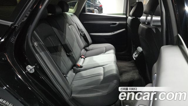 Hyundai Sonata The Edge (DN8) 2.0 Exclusive 2024 — фото 11