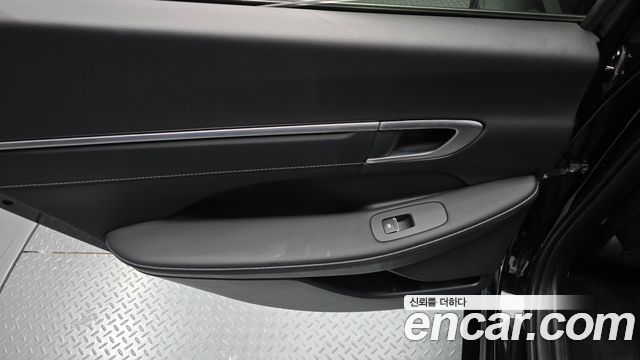 Hyundai Sonata The Edge (DN8) 2.0 Exclusive 2024 — фото 25