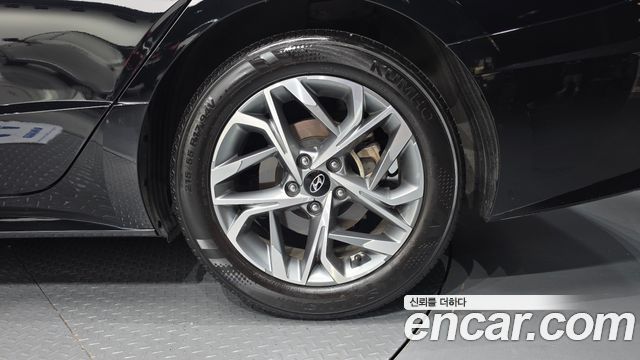 Hyundai Sonata (DN8) 2.0 Premium Plus 2023 — фото 27