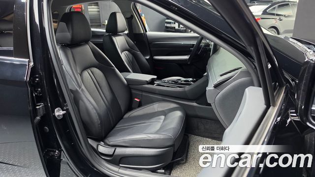 Hyundai Sonata (DN8) 2.0 Premium Plus 2023 — фото 32