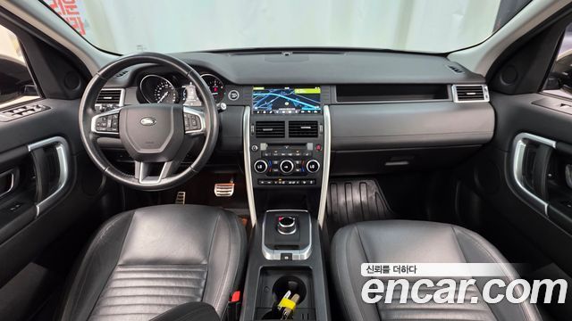 Land Rover Discovery Sport 2.0 TD4 HSE Luxury 2017 — фото 7
