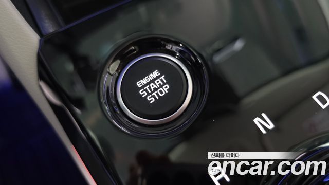 Kia Sportage (V) LPG 2.0 2WD Signature 2023 — фото 18
