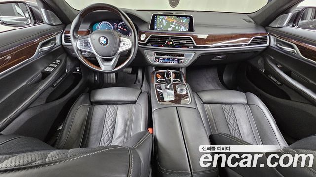 BMW 7 Series (G11) 750Li xDrive 2016 — фото 7