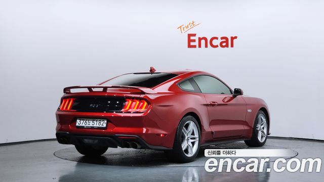 Ford Mustang GT Coupe 2020 — фото 2