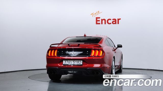 Ford Mustang GT Coupe 2020 — фото 4