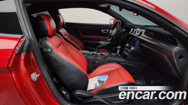 Ford Mustang GT Coupe 2020 — фото 13