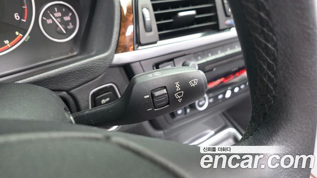 BMW 3 Series (F30) 320d xDrive 2013 — фото 18